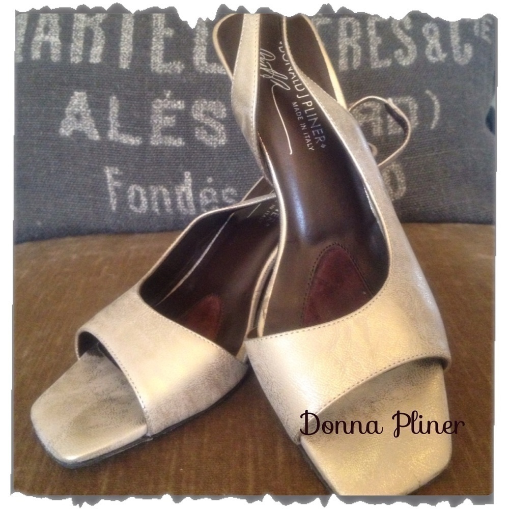 Champagne heels from Donna Pliner - Picture 1 of 4